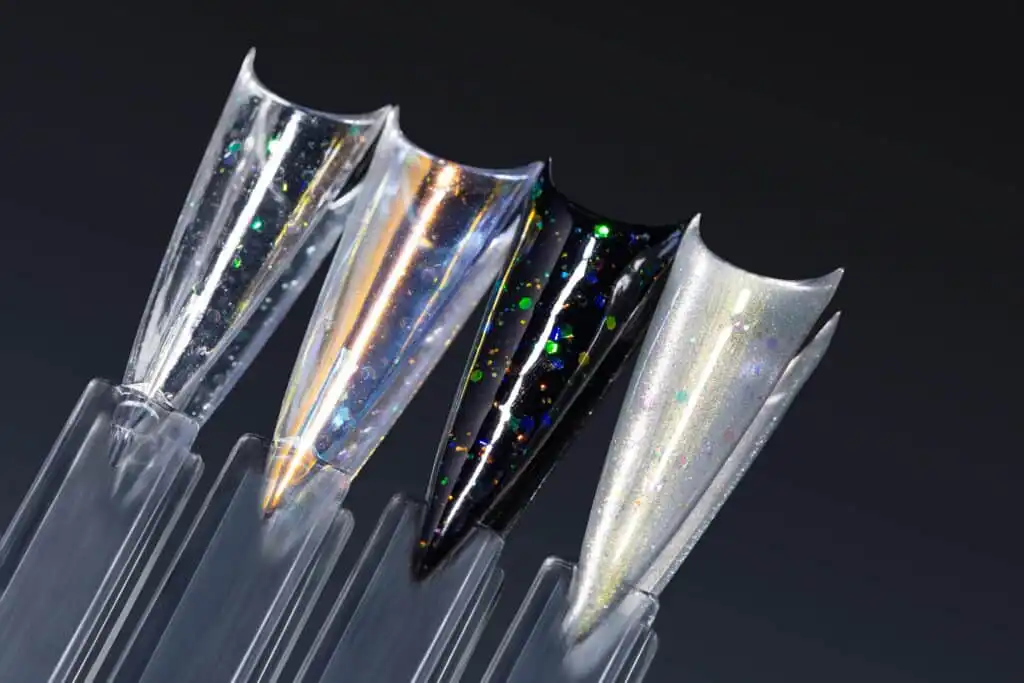 JTING NAIL #04 Opal Prism Top Coat - Maximum transparency opal shifting fire effect for professional nail salon aesthetics.
