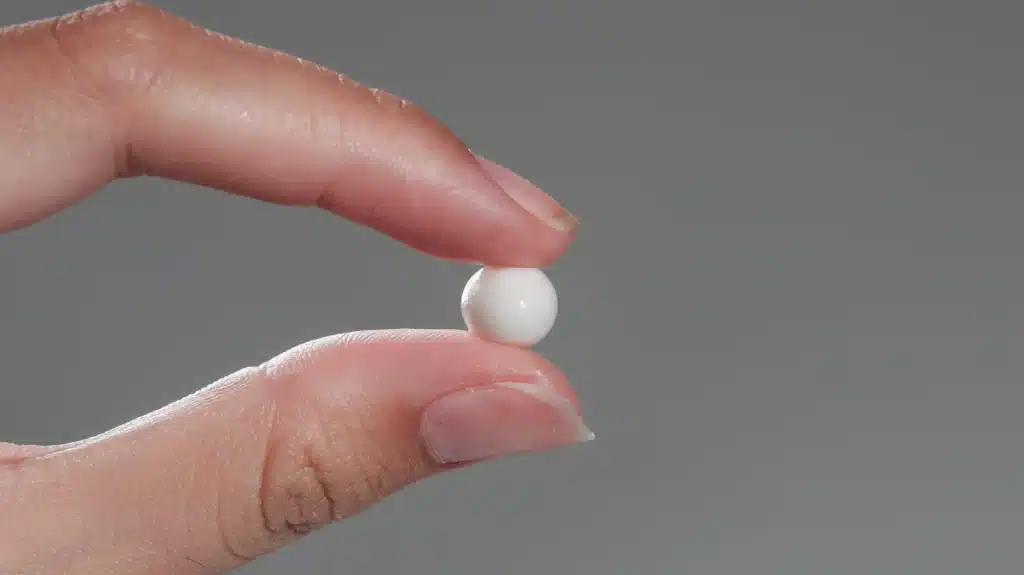 Non Sticky Sculpting Gel Ball Test Demonstrating Frictionless Molding Properties